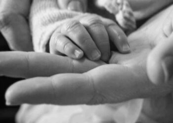 Δεν ήξερα ποια είμαι μέχρι να γίνω μαμά σου