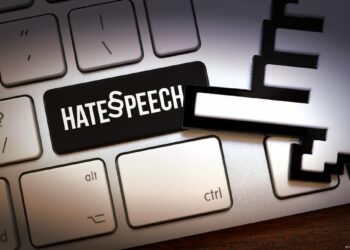 Οι «Στρατηγοί του Πληκτρολογίου» και η Ανωτάτη του Μίσους Σχολή